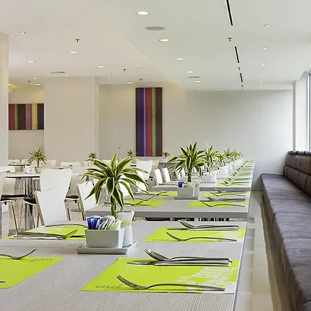 Ibis Bangkok Sathorn