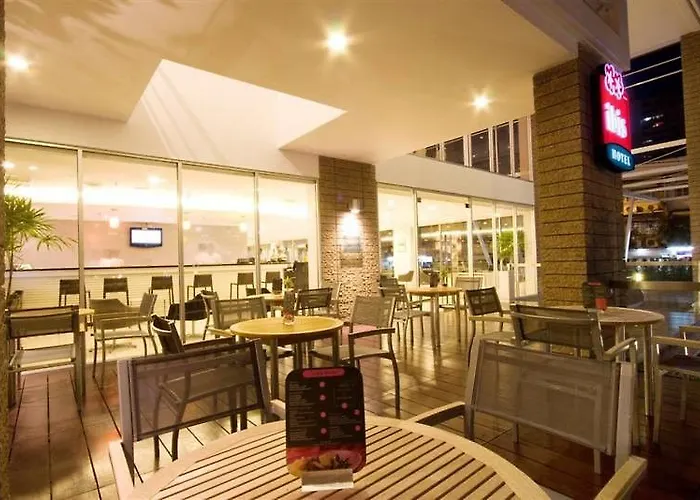Ibis Sathorn Отель Бангкок