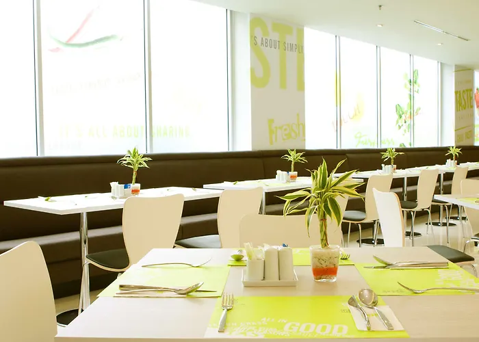Ibis Sathorn Hotel 3*