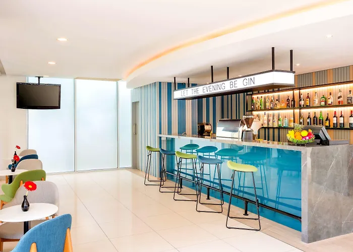 Ibis Sathorn 3*