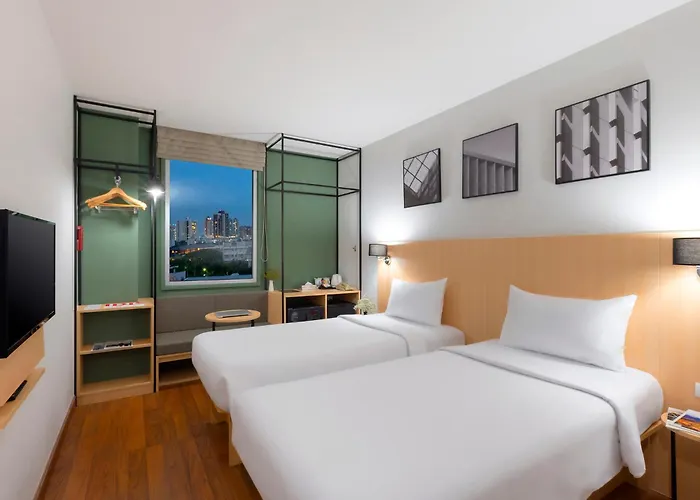 Ibis Sathorn Hotel