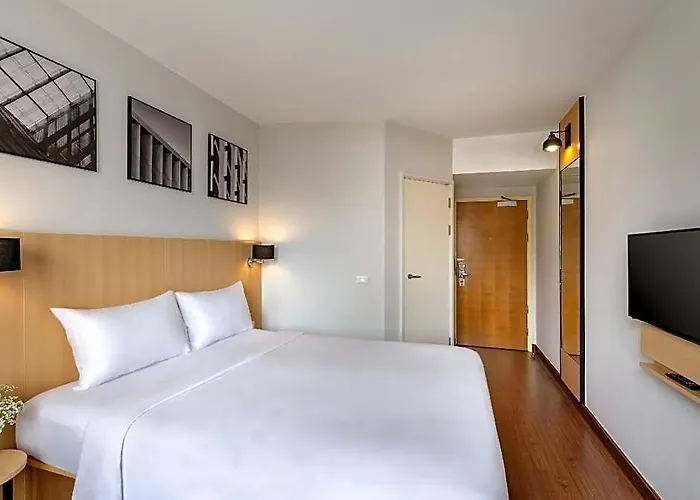 Hotel Ibis Sathorn 3*