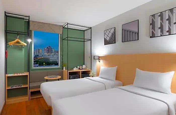 Ibis Sathorn Hotel