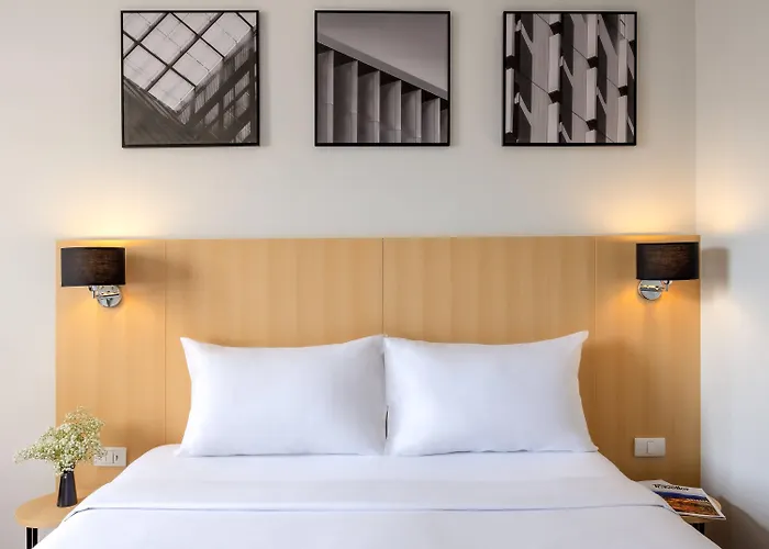 Отель Ibis Sathorn