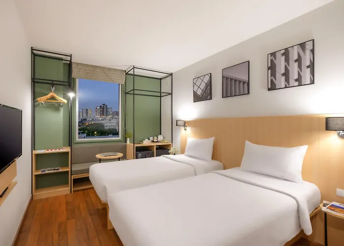 Ibis Sathorn Бангкок