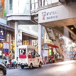 Отель Ibis Sathorn 3*