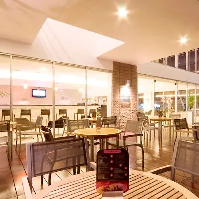 Ibis Sathorn Отель
