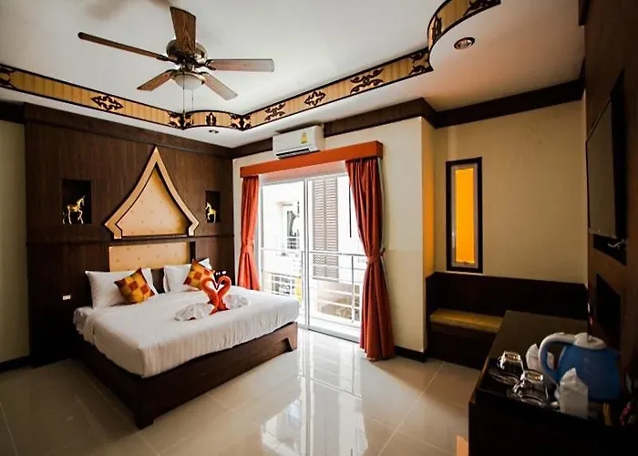 Ibis Sathorn 3*