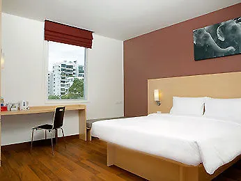Ibis Sathorn Отель Бангкок