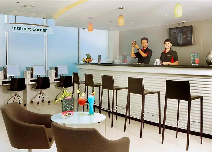 Отель Ibis Sathorn 3*