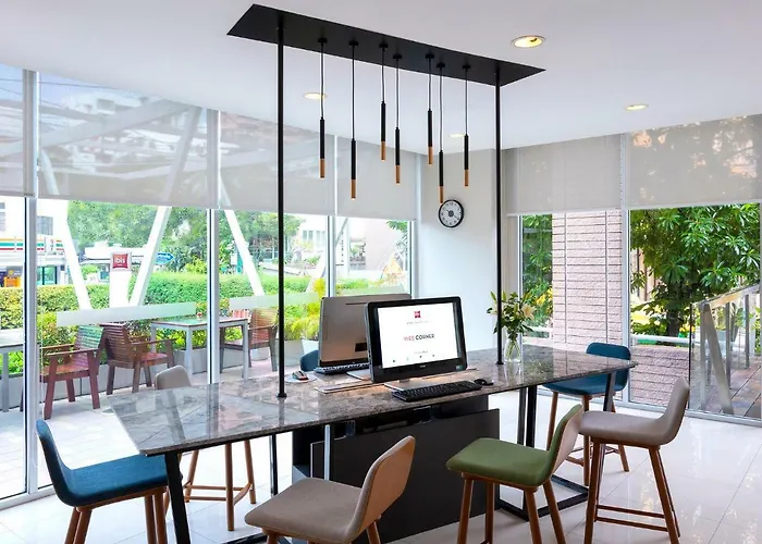 Ibis Sathorn Hotel